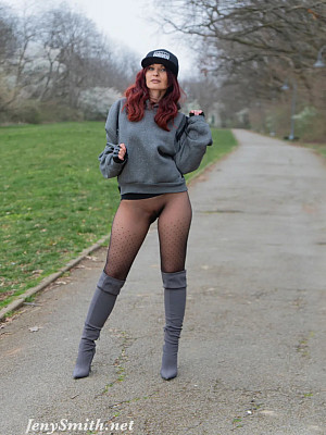 large size 7 image